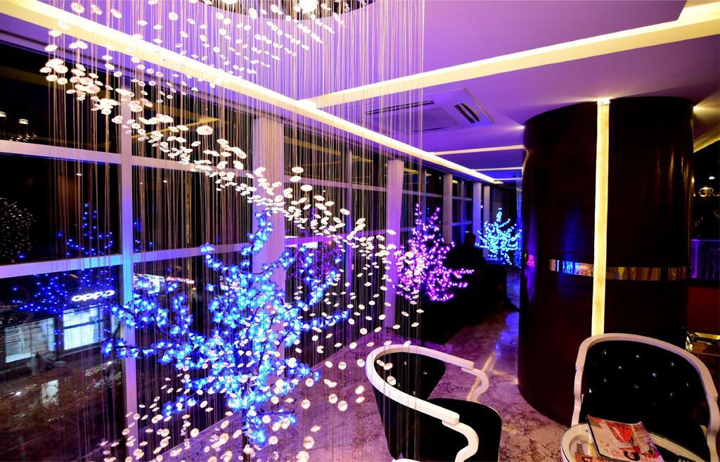 Hotel Noorjahan Grand Силет Екстериор снимка