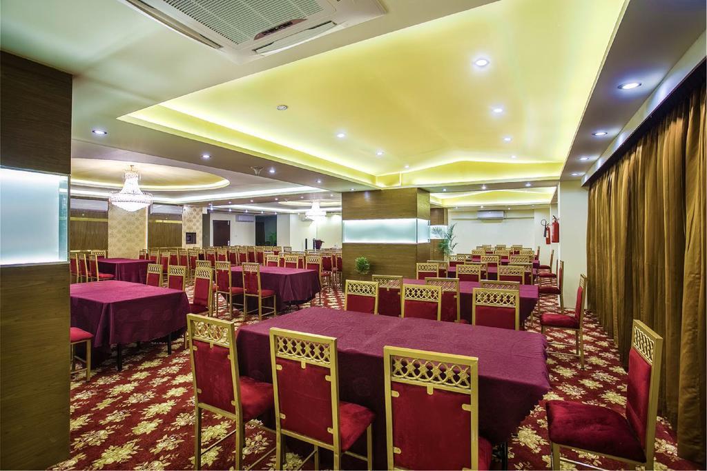 Hotel Noorjahan Grand Силет Екстериор снимка
